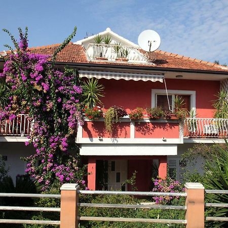 Stela Apartments Trogir Cameră foto